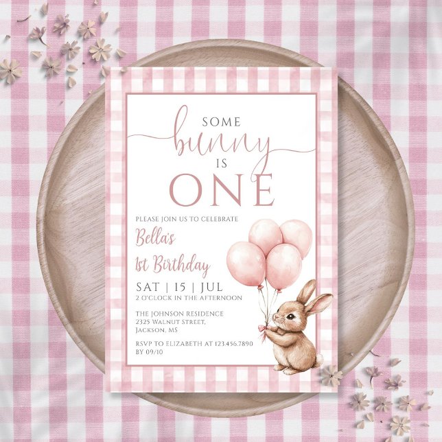 Invitation Fête d'anniversaire de 1 an Some Bunny Is One Ball (Some Bunny Is One Pink Balloons 1st Birthday Party Invitation)