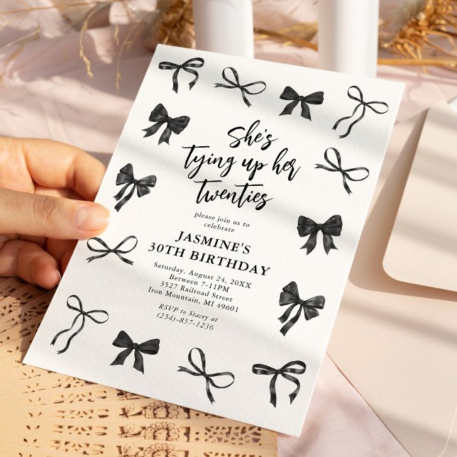 Invitation Fête d'anniversaire de 30 ans avec un nœud noir (Créateur téléchargé)
