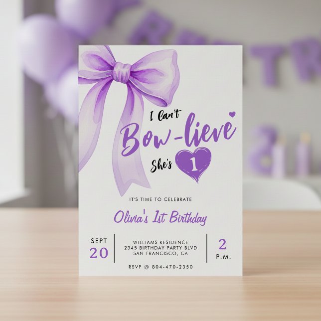 Invitation Fête d'anniversaire de filles mignonnes avec un nœ (Purple Bow Cute Girls Birthday Party Invitation
)