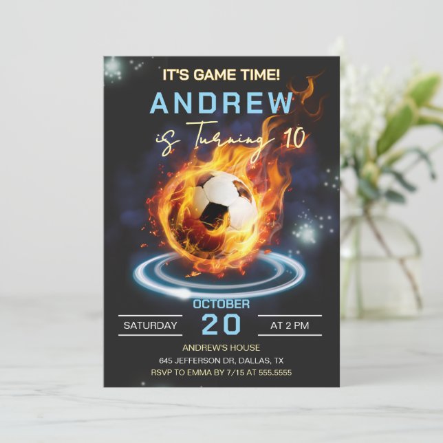 Invitation Fête d'anniversaire de football (Debout devant)