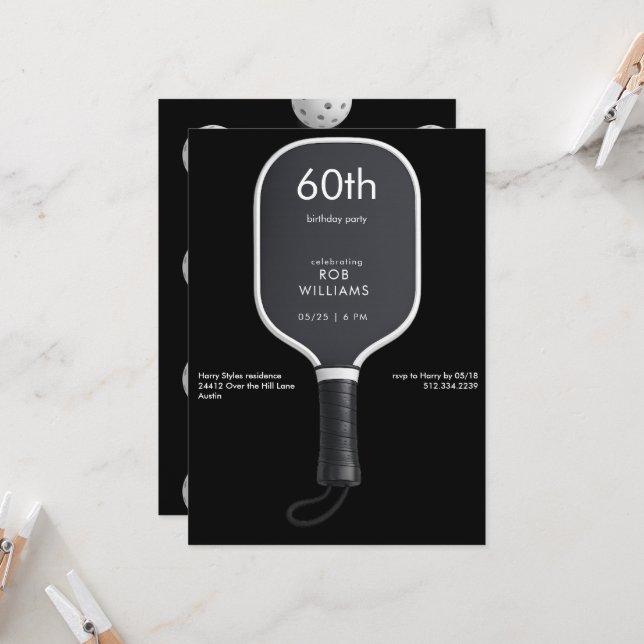 Invitation Fête d'anniversaire de pickleball noir 60 ans (Devant/Arrière en situation)