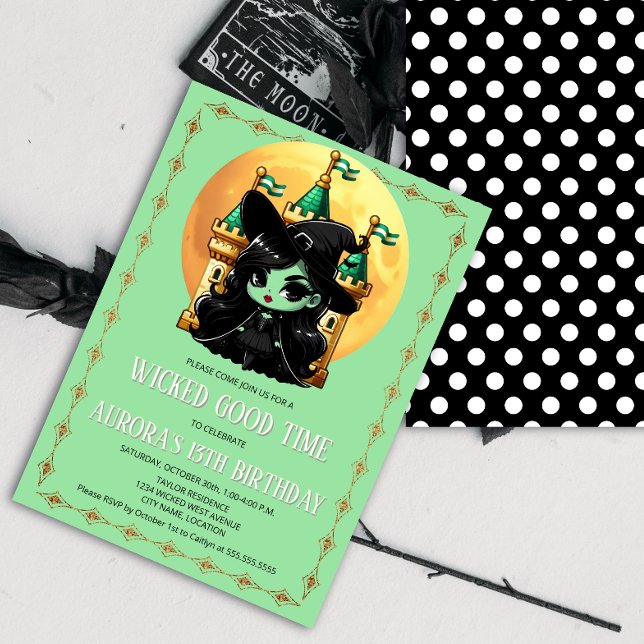 Invitation Fête d'anniversaire de sorcière verte bonne temps (Little wicked green witch party invitation front and back view.)