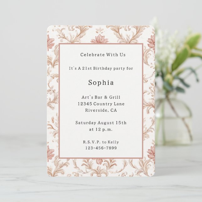 Invitation Fête d'anniversaire florale rose crème blanc (Debout devant)