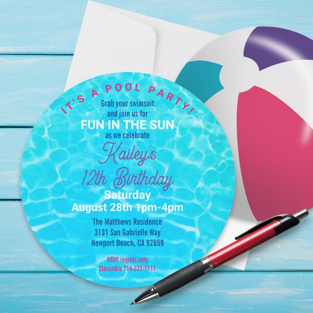 Invitation Fête d'anniversaire Piscine de ballons de plage (This realistic looking beach ball is a round pool party invitation! Customize it for any occasion.)