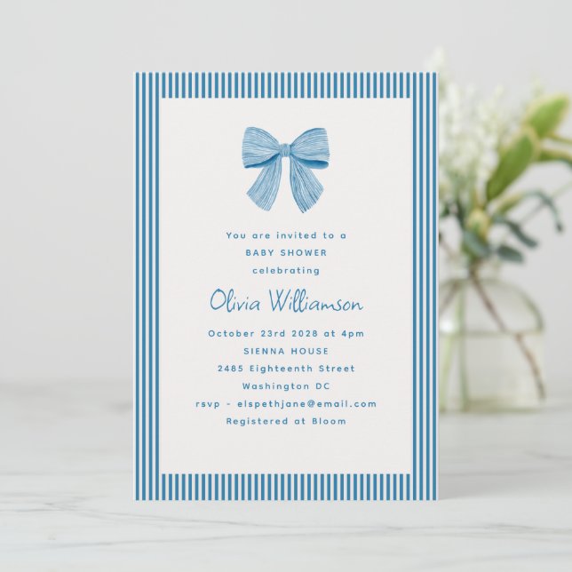 Invitation Fête de bébé garçon classique avec rayure et nœud  (Debout devant)