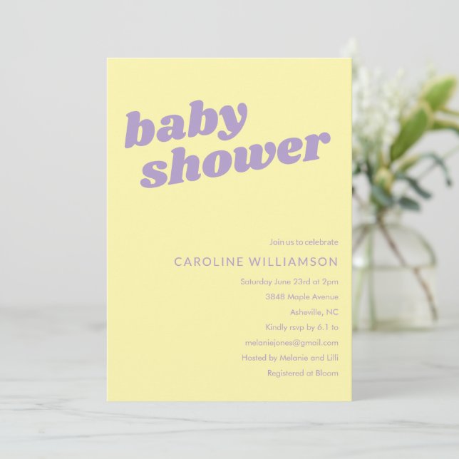 Invitation Fête de bébé rétro jaune pastel mignon moderne  (Debout devant)