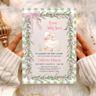 Invitation Fête de bébé Silly Goose au vert sauge fantaisiste