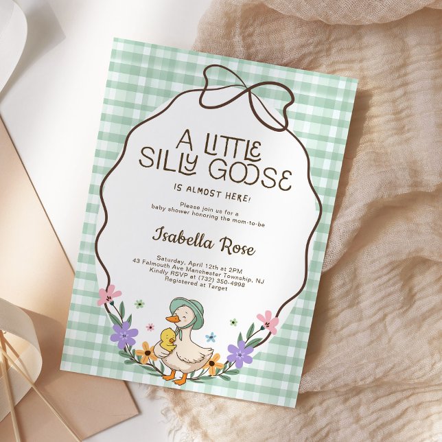 Invitation Fête de bébé Silly Goose Vert Gingham Neutre (Créateur téléchargé)