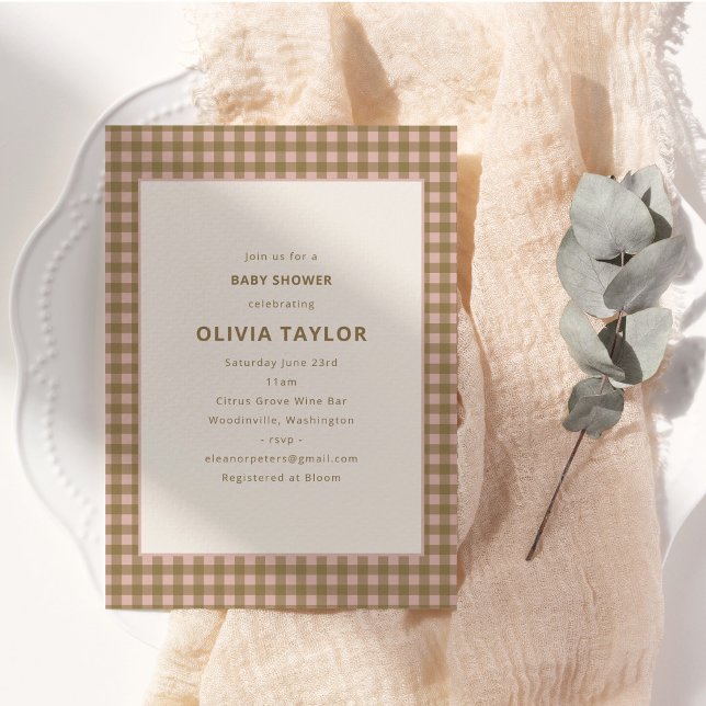 Invitation Fête de douche de bébé rose gingham terreux beige (Créateur téléchargé)