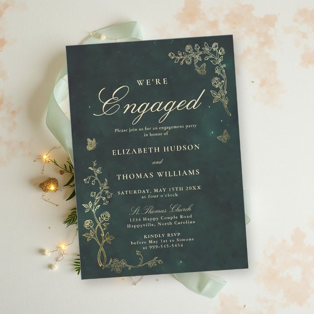 Invitation Fête de fiançailles Fairycore Bois Émeraude Verte (fairycore woodland enchanted forest emerald green faux gold wedding engagement invitation roses wild)