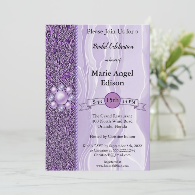 Invitation Fête de la mariée Purple Foil & soie avec Perles I (Debout devant)