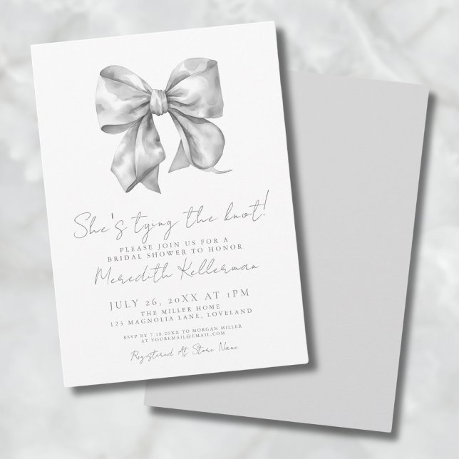 Invitation Fête de mariage élégante avec un nœud (She's Tying The Knot Bow Bridal Shower Invitation)