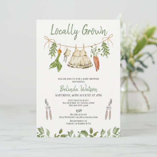 Invitation Fête de naissance Rustique Vert Filles Produit Loc (Debout devant)