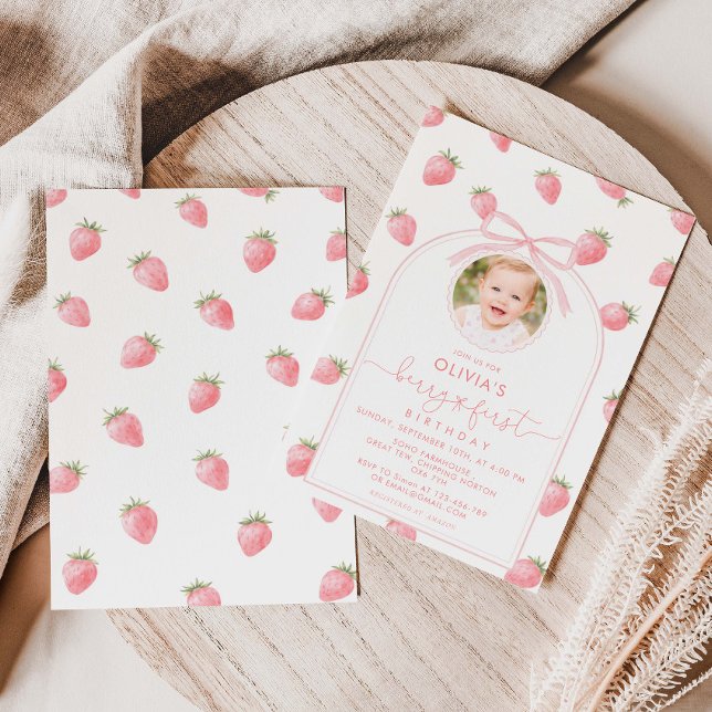 Invitation Fête de première année de la fraise, fille douce c (Créateur téléchargé)