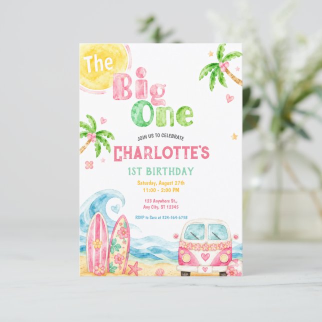 Invitation Fête de première année pour fille sur la plage tro (Debout devant)