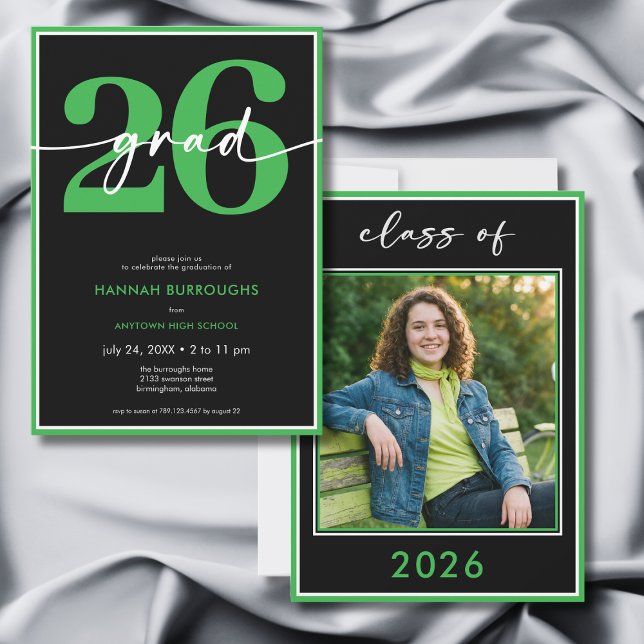 Invitation Fête de remise de diplôme avec un script vert mini (Modern Minimal Green Script Graduation Party Invitation)
