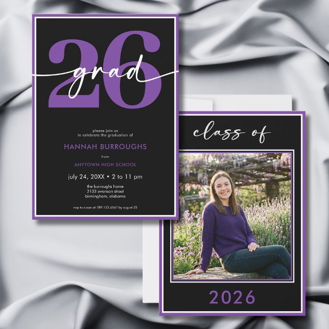 Invitation Fête de remise de diplôme avec un script violet mi (Modern Minimal Purple Script Graduation Party Invitation)