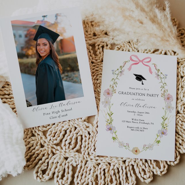 Invitation Fête de remise de diplômes avec nœud rose et fleur (Créateur téléchargé)