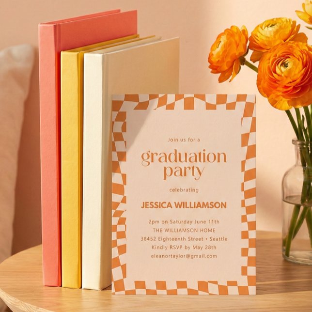 Invitation Fête de remise de diplômes moderne Orange Checker  (Créateur téléchargé)