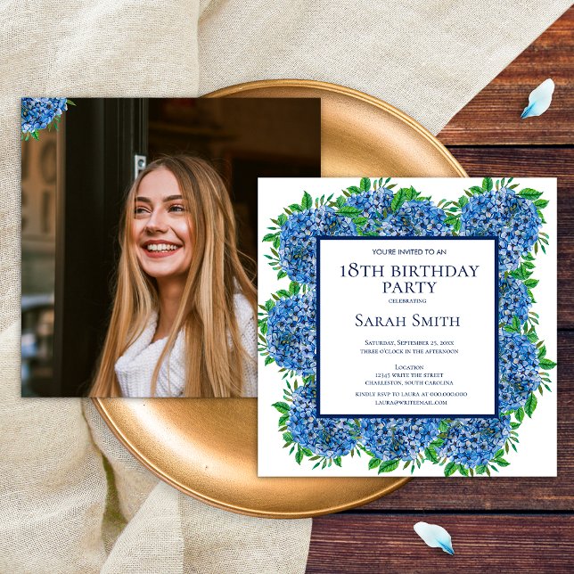 Invitation Fête des 18 ans avec des Hydrangeas Bleu Clair Pho (Front/Back)