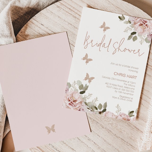 Invitation Fête des mariées à papillon à Parties scintillant  (Modern boho blush floral and faux glitter butterfly bridal shower invitation.)