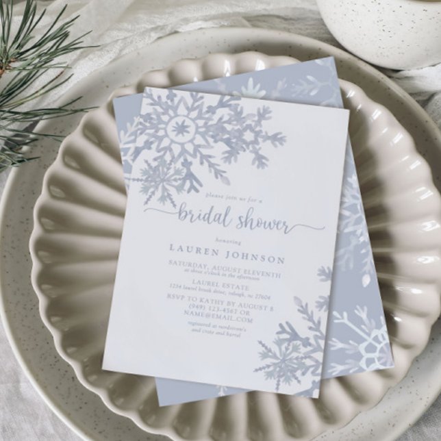 Invitation Fête des mariées d'hiver moderne Dusty Blue Snowfl (Easily personalize this snowflake bridal shower invite with your deets for an amazing winter shower
)