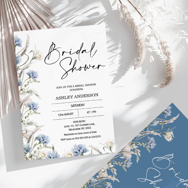 Invitation Fête des mariées Fleur sauvage Dusty Blue moderne (Dusty Blue Wildflowers Bridal Shower Invitation, Modern Design, Blue Floral Bridal Shower Invitation)