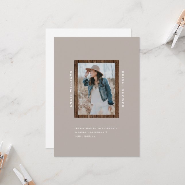 Invitation Fête des mariées Rustique TaupeII en Taupe (Devant/Arrière en situation)