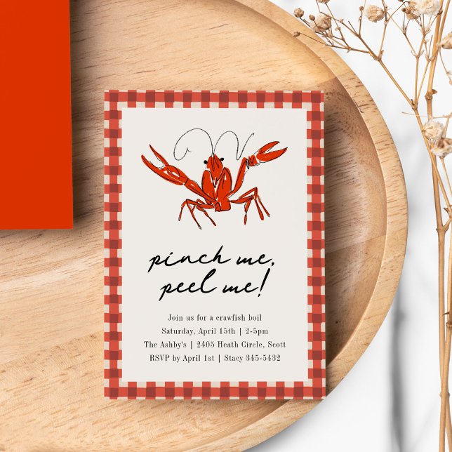 Invitation Fête d'été de fruits de mer Bouillabaisse d'écrevi (Red crawfish pinch me, peel me seafood boil party invitation.)