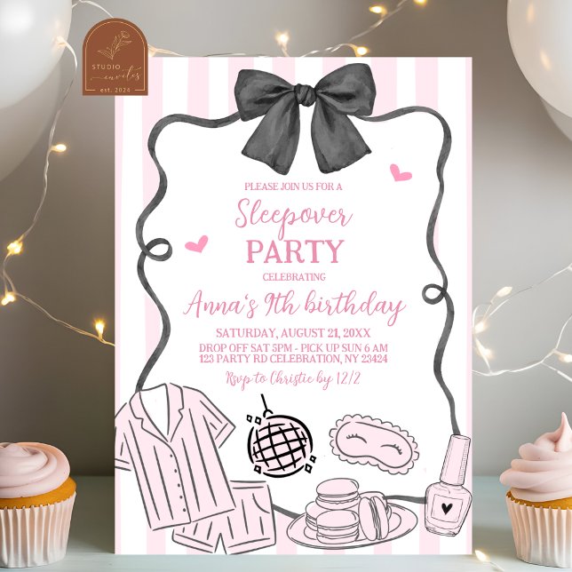 Invitation Fête pyjama rose fantaisiste dessinée à la main (Créateur téléchargé)