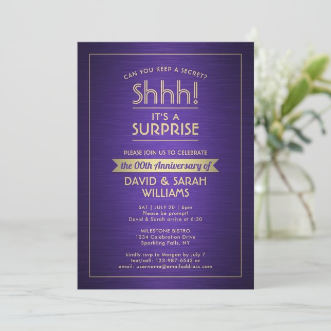 Invitation Fête surprise d'anniversaire Violet et Or poudrés (Debout devant)