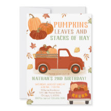 Feuilles citrouille et piles de foin