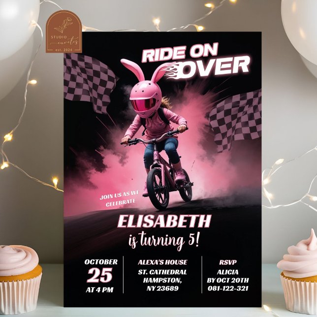 Invitation Fille d'anniversaire de course de vélo BMX rose (Créateur téléchargé)