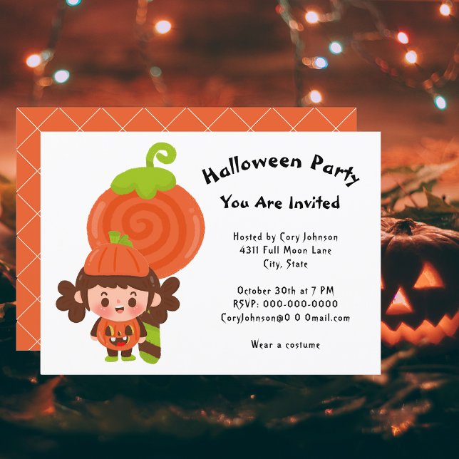 Invitation Fille en costume Citrouille Lollipop Halloween Par (Girl in Pumpkin Costume Lollipop Halloween Party Invitation)