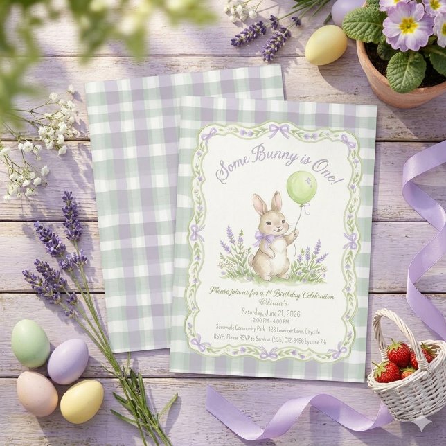 Invitation Fille Lapin 1er Anniversaire, avec Gingham Lavande (Créateur téléchargé)