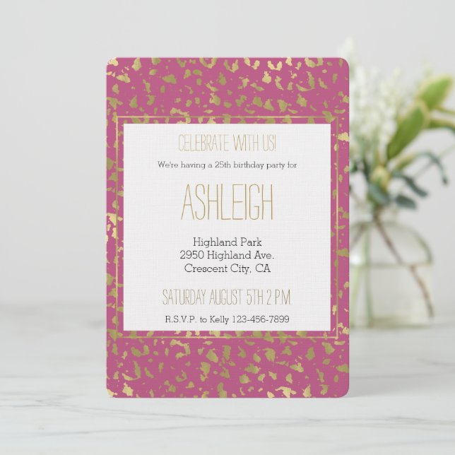 Invitation Fille rose or léopard anniversaire animal (Debout devant)