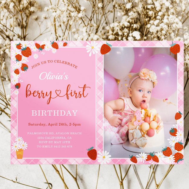 Invitation Fleur rose En vichy marguerite Berry Premier anniv (Pink Gingham Daisy flower Strawberry Berry sweet with Photo Girl First Birthday Invitation
)