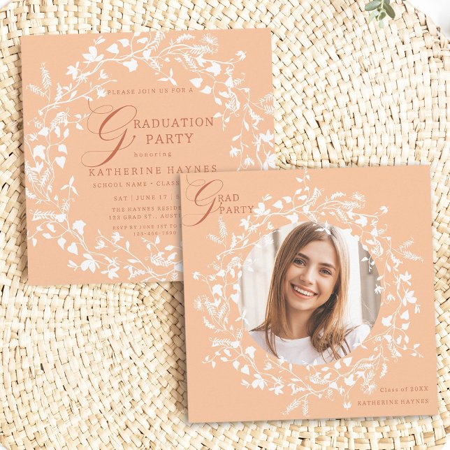 Invitation Fleur sauvage blanc Peach Fuzz Wreath Graduation (Front & Back)