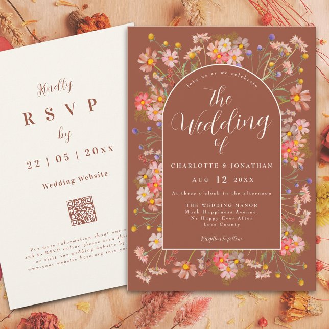 Invitation Fleur sauvage Burnt Orange Terracotta Mariage de a (Wildflower elegant floral arch terracotta burnt orange fall wedding invitation with rsvp qr code)