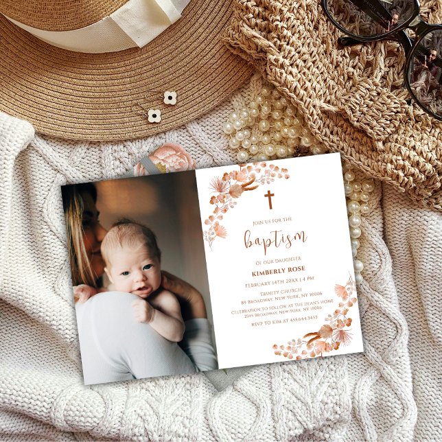 Invitation Fleur sauvage de Boho neutre photo Cross Baptême (Neutral Boho Wildflower Photo Cross Baptism Invitation)