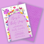Invitation Fleur sauvage violet Boho Arch 30e fête d'annivers<br><div class="desc">Une arche violette de Boho entoure vos détails de fête du 30e anniversaire. Des fleurs sauvages colorés apportent une touche florale violet, jaune orangé et rouge. Le script moderne aussi en violet ajoute une ambiance tendance qui est aussi féminine. Le dos est violet profond avec un subtil motif de chevron...</div>
