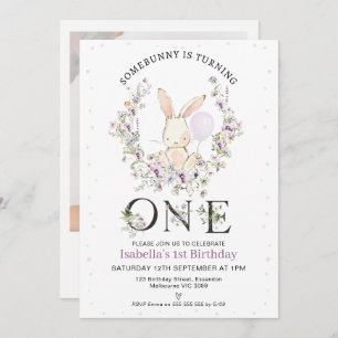 Invitation Fleur sauvage violet photo Un lapin 1er anniversai