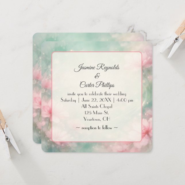 Invitation Fleurs de mariage roses sur fond abstrait vert men (Devant/Arrière en situation)