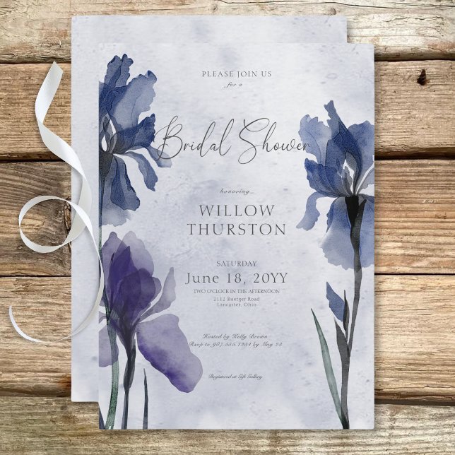 Invitation Fleurs d'Iris bleu moderne sur Fête des mariées bl (Modern Blue Iris Flowers on Blue Bridal Shower Invitation)