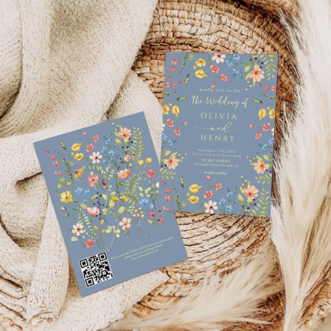 Invitation Fleurs sauvages modernes code QR bleu poussiéreux  (Créateur téléchargé)