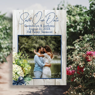 Invitation Fleurs vertes en bois blanc Photo Sauvez la date