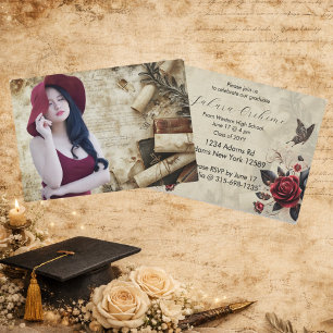 Invitation Fond de collage littéraire et parchemin vintage