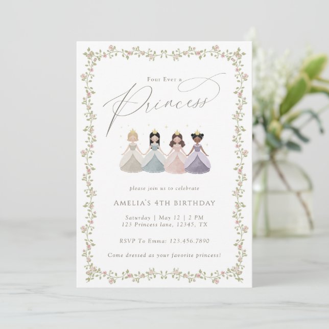 Invitation Four Ever a Princess Girls 4th Birthday Party  (Debout devant)