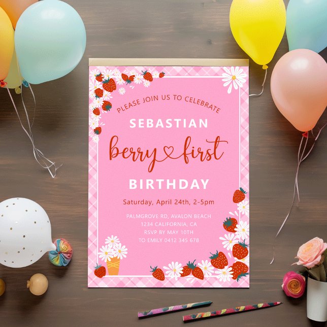 Invitation Fraise d'été et fraise Berry Premier anniversaire (Berry First Birthday Summer Daisy Flower & Strawberry Pink Plaid Collection 1st Birthday Invitation)