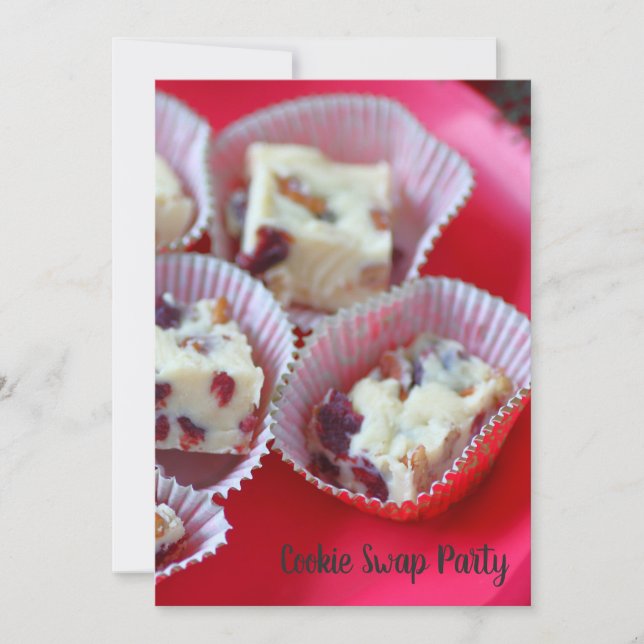 Invitation Fudge au chocolat blanc sur une assiette rouge (Devant)